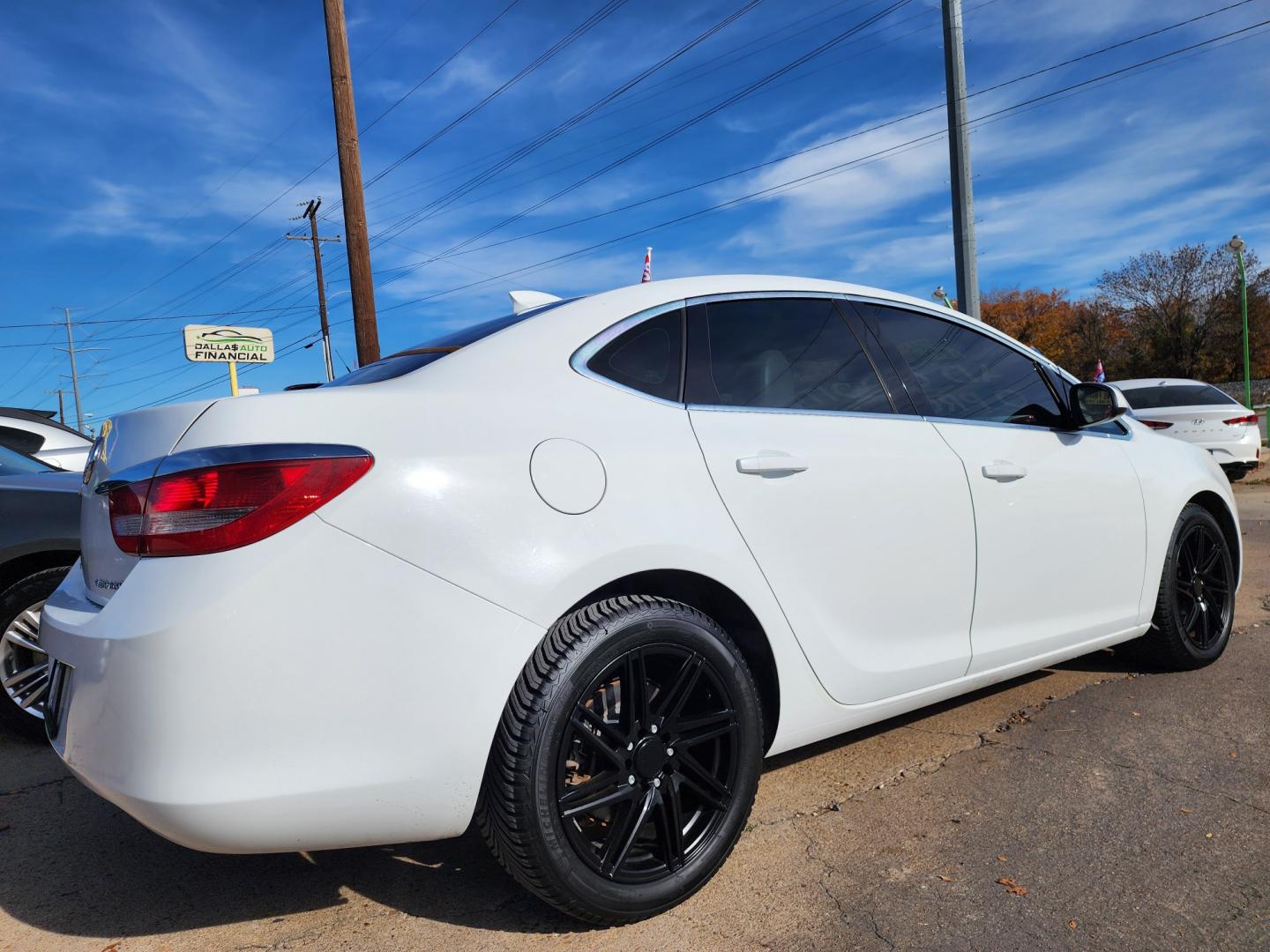 2015 WHITE Buick Verano (1G4PP5SK9F4) , AUTO transmission, located at 2660 S.Garland Avenue, Garland, TX, 75041, (469) 298-3118, 32.885551, -96.655602 - Welcome to DallasAutos4Less, one of the Premier BUY HERE PAY HERE Dealers in the North Dallas Area. We specialize in financing to people with NO CREDIT or BAD CREDIT. We need proof of income, proof of residence, and a ID. Come buy your new car from us today!! This is a very well cared for 2015 BU - Photo#3